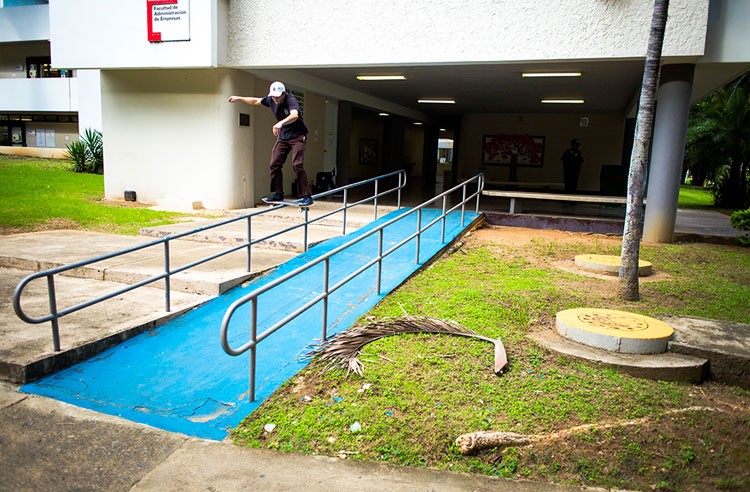 12 RyanTownley boardslide photoPAPKE