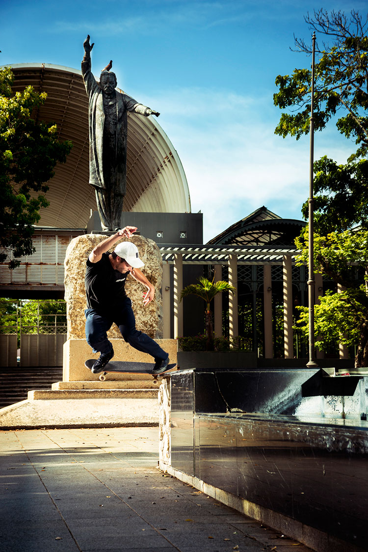 3 RyanTownley 180Nosegrind photoPAPKE