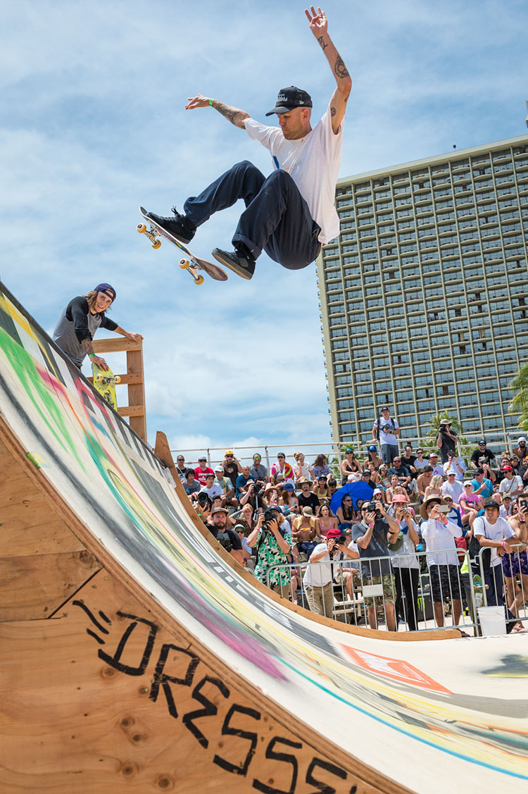 Hell of Paradise Contest Photos 52 750px